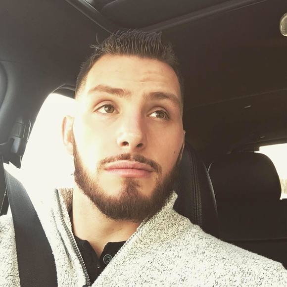 Meet your Posher, Aaron - Picture 1 of 1